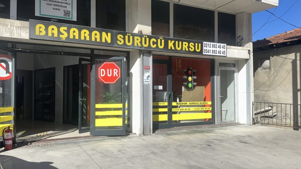 eyüpsultan'ın en iyi sürücü kursu başaran sürücü kursu
